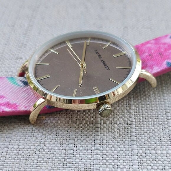 Laura Ashley Women Wristwatch Gold Slidethrough Interchangeable Strap Watch $395 - Picture 8 of 13